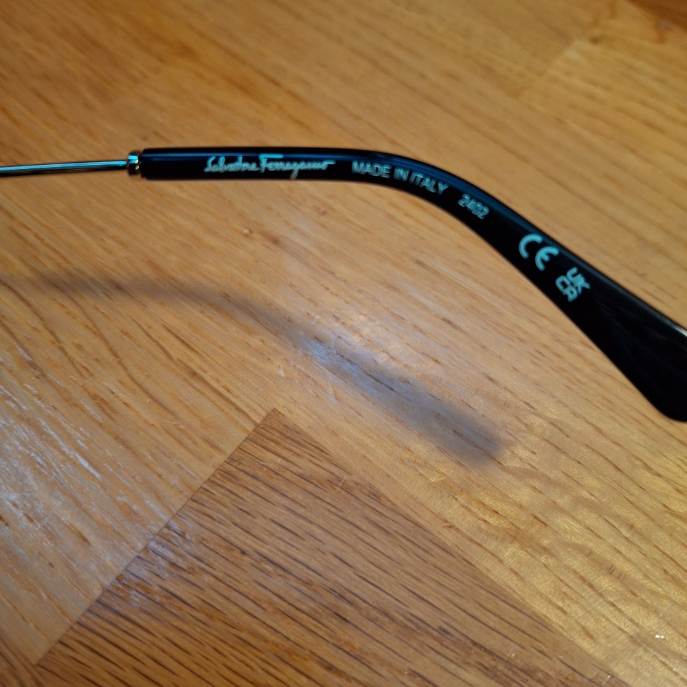 Salvatore Ferragamo Unisex 61mm Gancini Oversize Sunglasses NIB - Picture 13 of 16